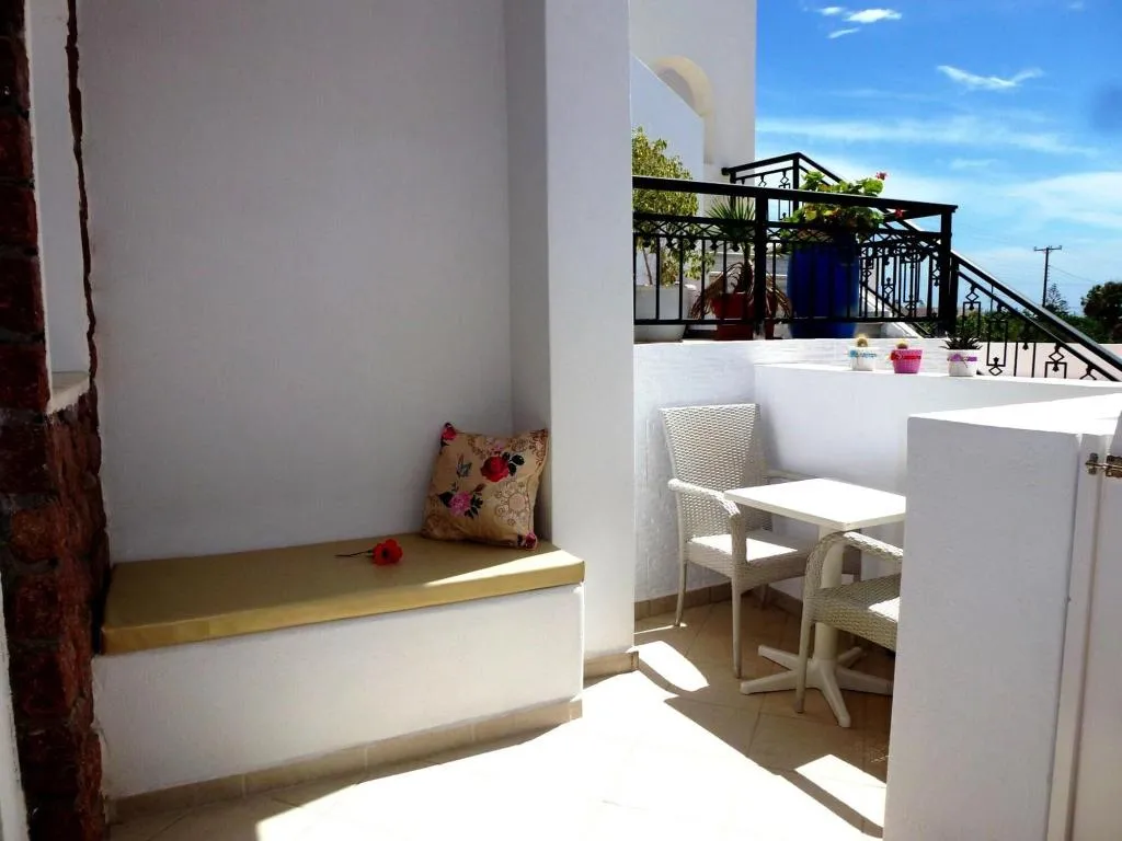 Room, Atalos Suites, Santorini