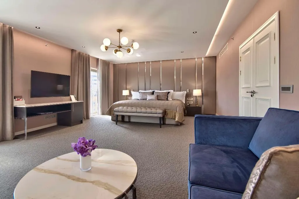 SUITE Presidential Room, Hilton Malta, Malta