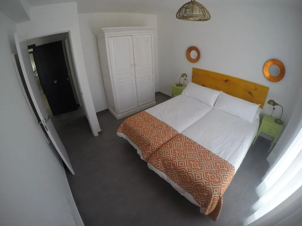 APARTMENT WITH TERRACE Room, The Blue Corner, Tenerife