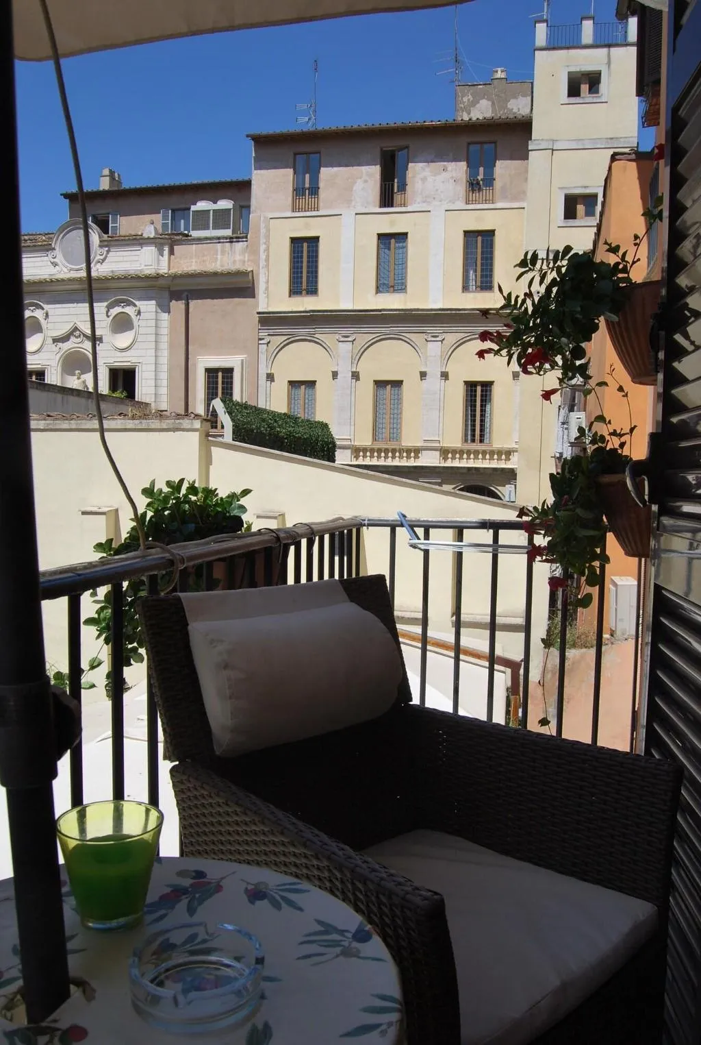 Room, Pettinary Village, Rome