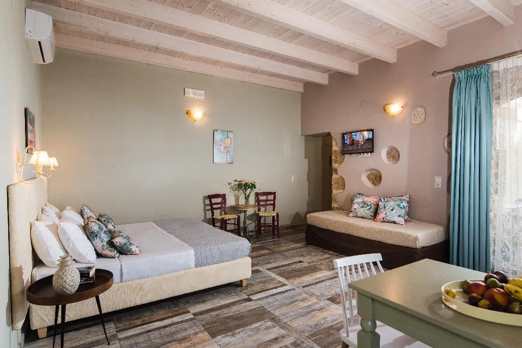 JUNIOR SUITE CAPACITY 3 Room, Sarpidon Apartments, Crete