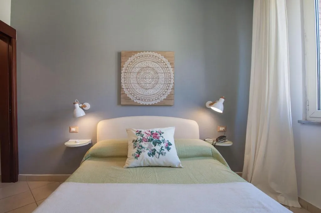 Room, Mini Hotel, Naples