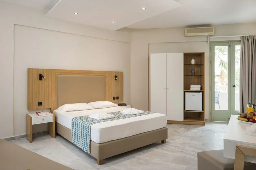 FAMILY ROOM SUPERIOR Room, Summer Beach, Crete
