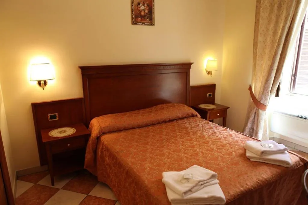 Room, Elegance, Naples