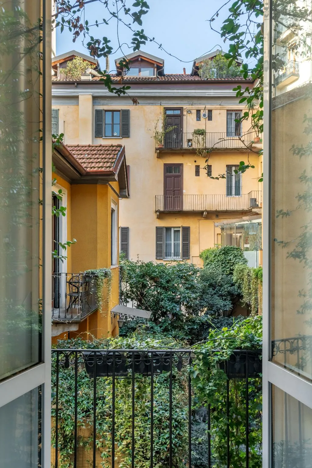 Room, Sanpi Milano, Milan