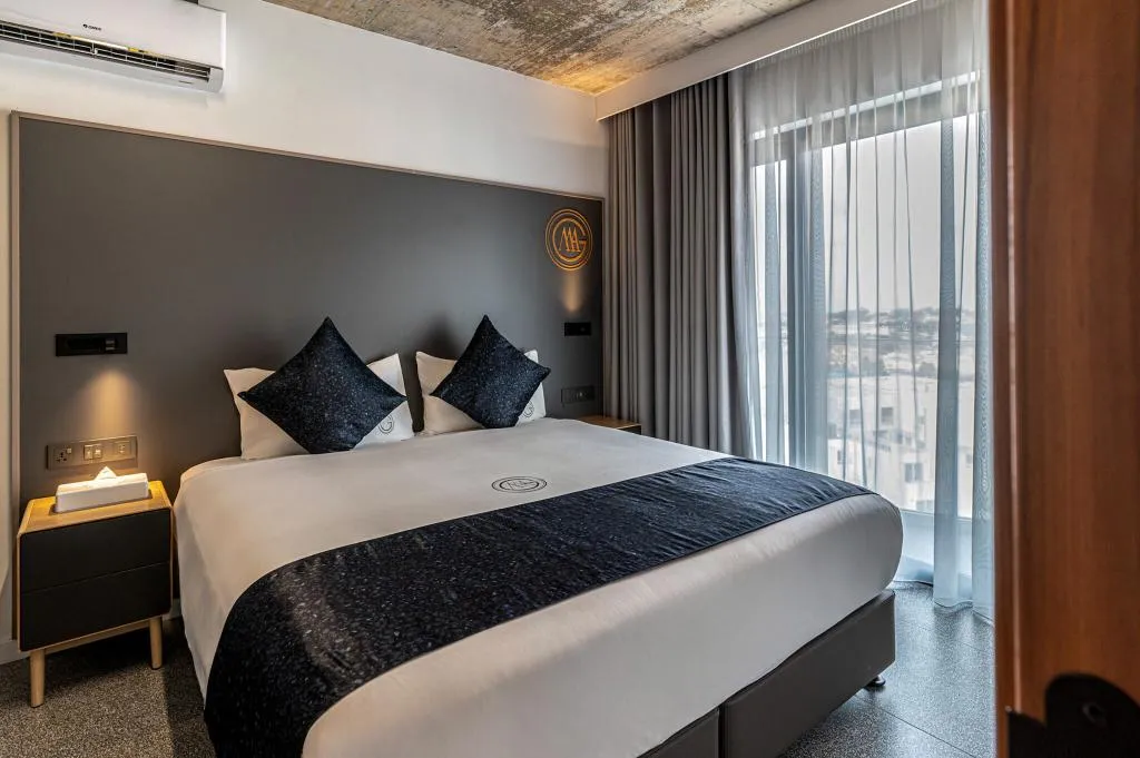 Double or Twin HARBOUR VIEW Room, Grands Suites Hotel Residences & Spa, Malta