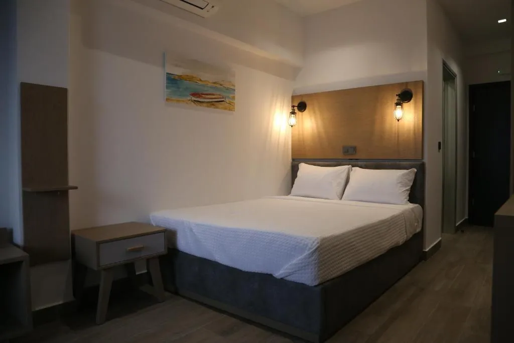 STUDIO CLASSIC Room, Amalia Rooms Sea View, Thessaloniki