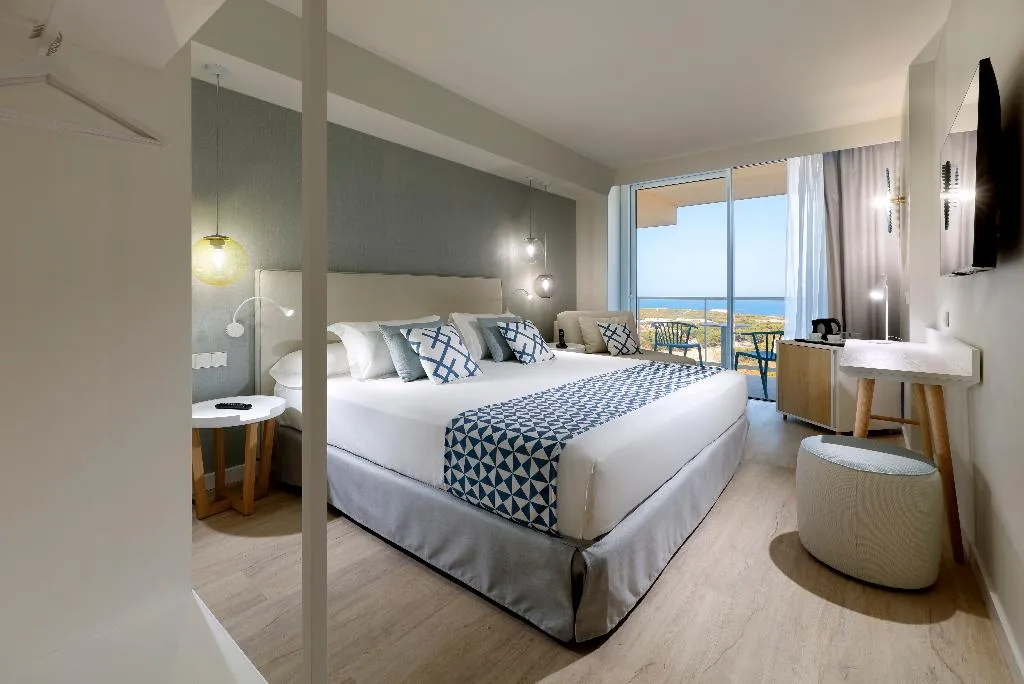 DOUBLE SINGLE USE SEA VIEW Room, Palladium Hotel Menorca, Menorca