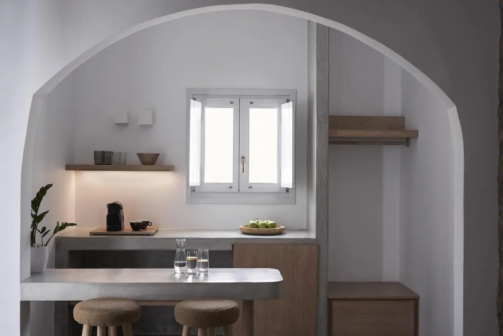 Room, Makris Beach Hotel, Santorini