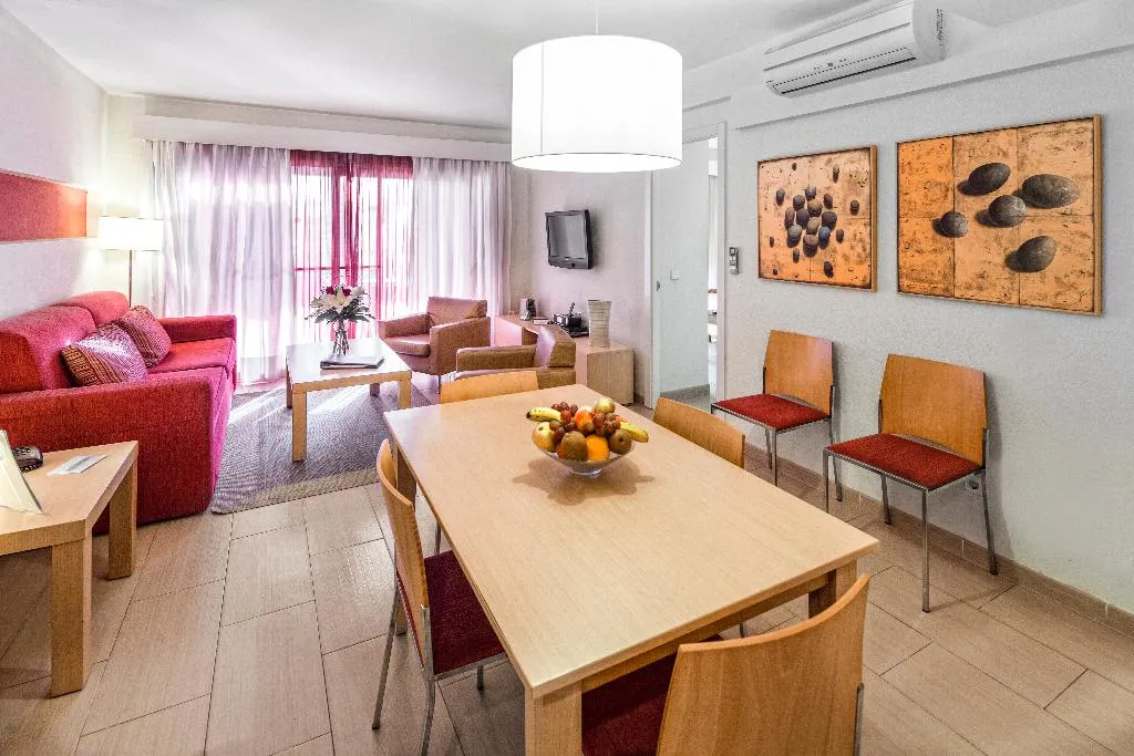 APARTMENT TWO BEDROOMS Room, ONA Garden Lago, Majorca