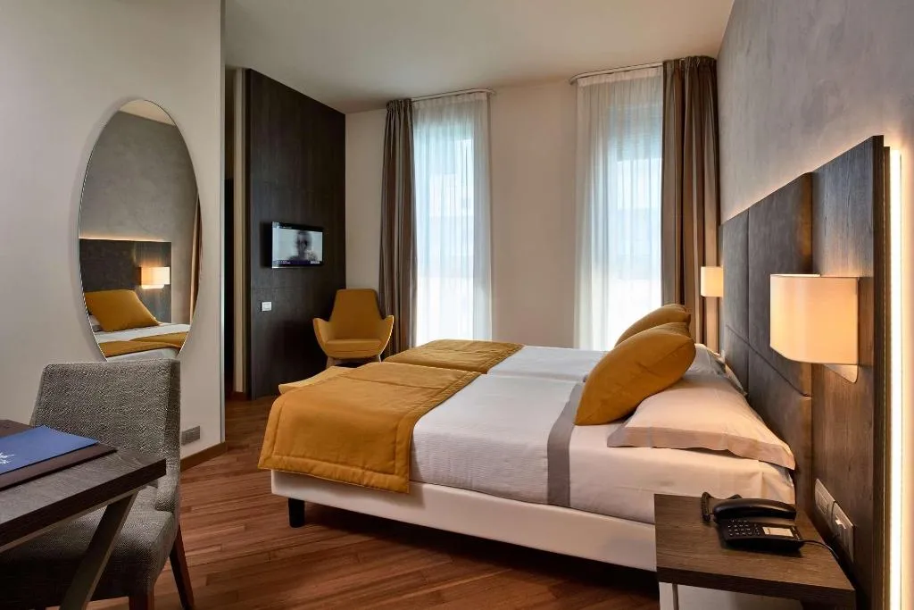 Room, Hotel Como, Milan