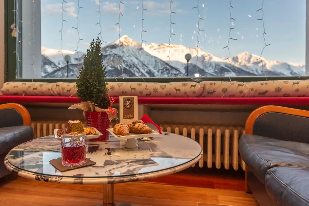 Bar, Hotel la Torre Spa & Restaurant, Milan