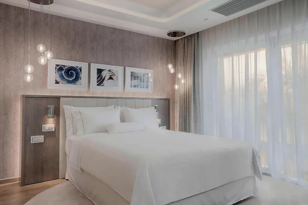 Room, Westin Dragonara Resort, Malta