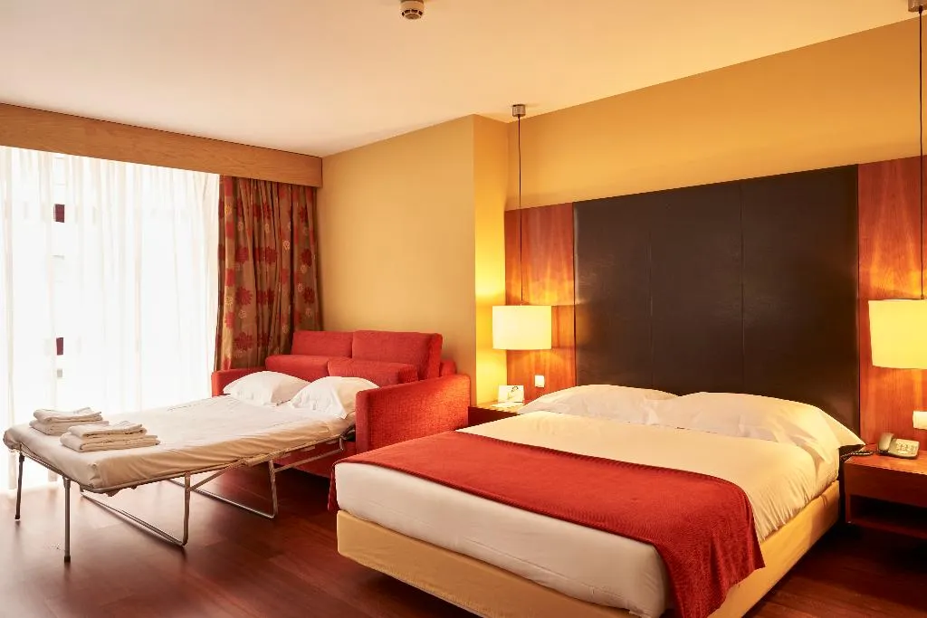 FAMILY ROOM STANDARD Room, Leziria Parque Hotel, Lisbon