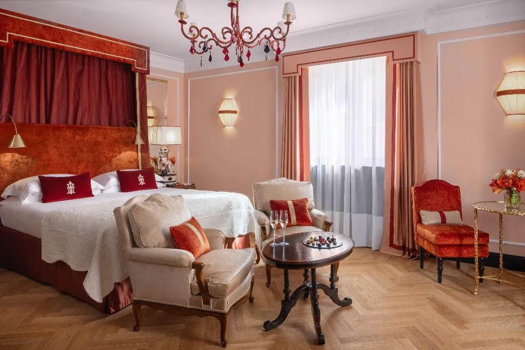 JUNIOR SUITE STANDARD Room, Hotel d'Inghilterra Roma - Starhotels Collezione, Rome