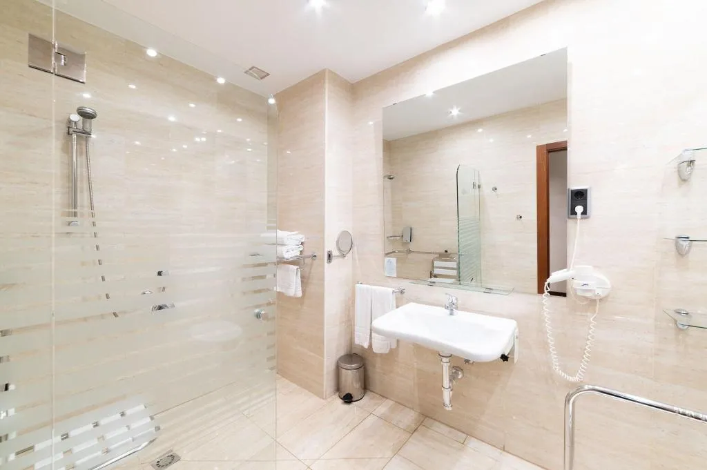 TWIN STANDARD Room, San Juan de los Reyes, Madrid