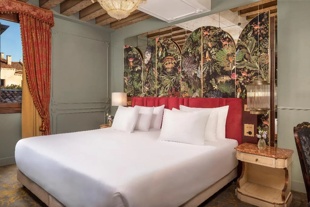 Double or Twin SUPERIOR Room, NH Collection Venezia Grand Hotel Palazzo dei Dogi, Venice