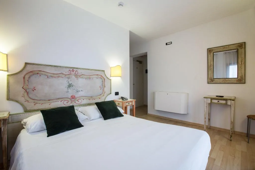 DOUBLE STANDARD Room, Ariston, Venice