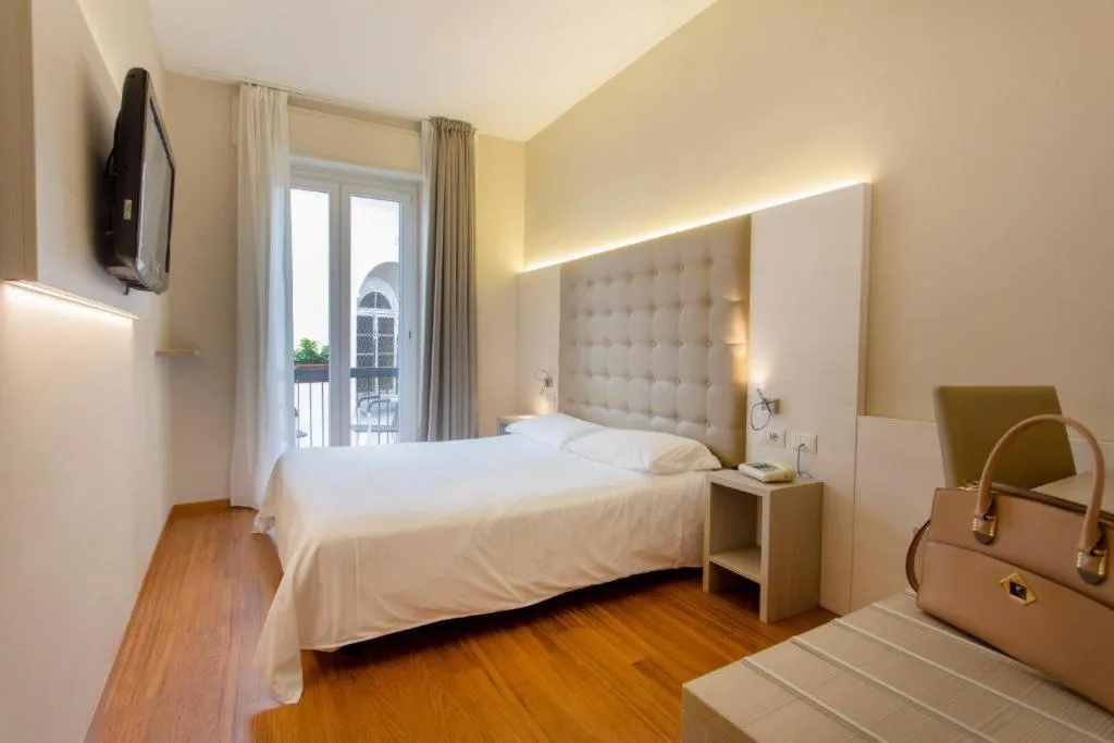 SINGLE STANDARD Room, Primavera, Milan