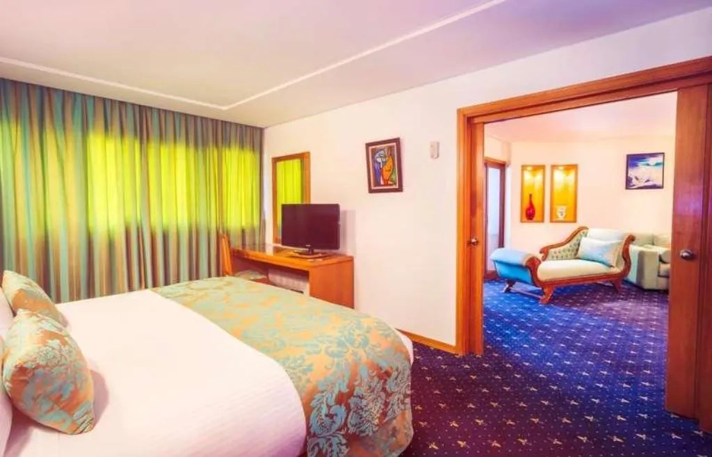 Room, Idou Anfa, Casablanca
