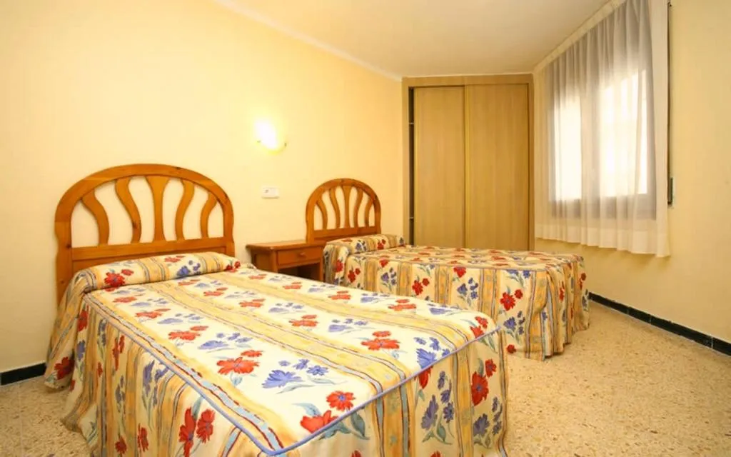 APARTMENT CAPACITY 6 TWO BEDROOMS Room, Iris - Bahia Dorada, Costa Dorada