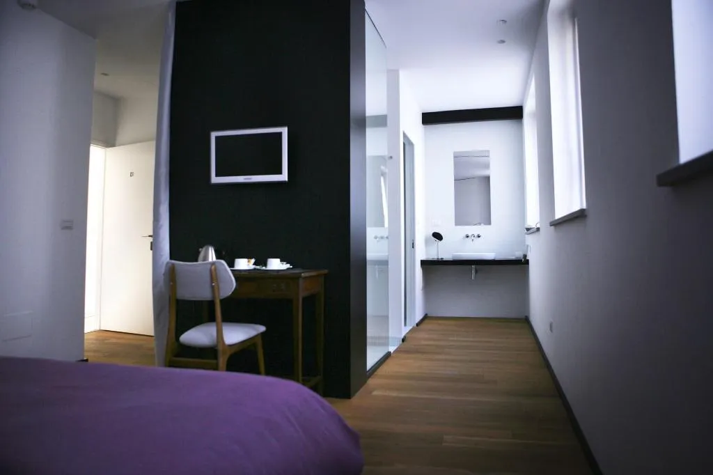 Room, Mxp Rooms, Milan