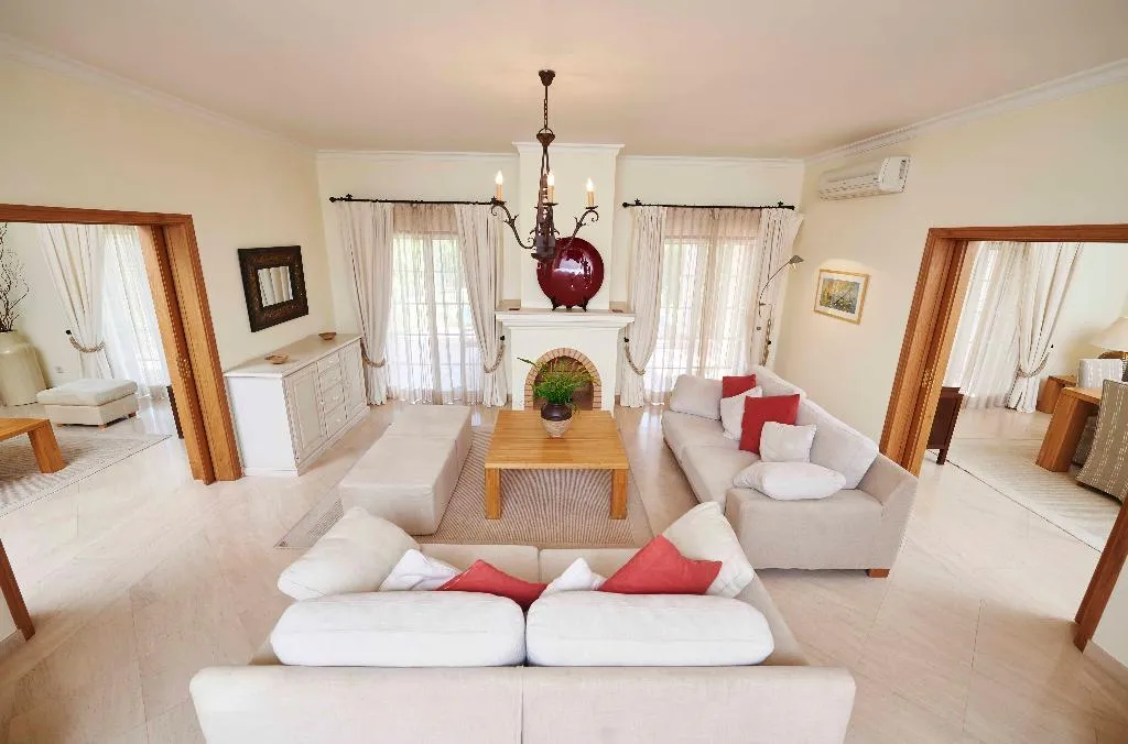 VILLA FOUR BEDROOMS Room, Martinhal Quinta  Do Lago Family Resort, Algarve