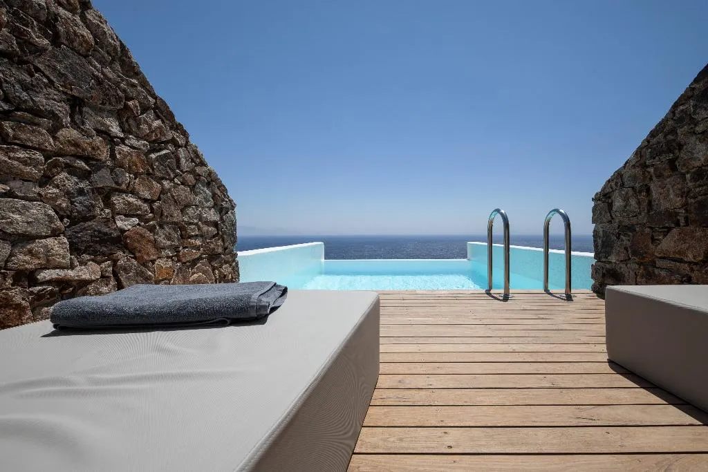 JUNIOR SUITE WITH PRIVATE POOL Room, Alissachni Mykonos, Mykonos
