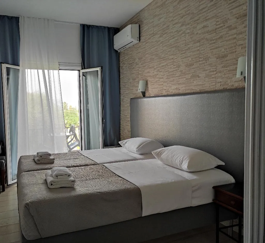 Double or Twin STANDARD Room, Tina, Corfu
