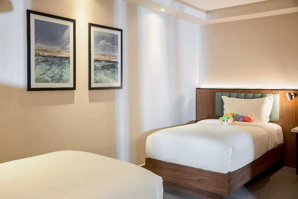FAMILY ROOM STANDARD Room, Novotel Malta Sliema, Malta