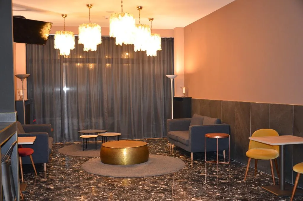 Lobby, Ariston, Venice