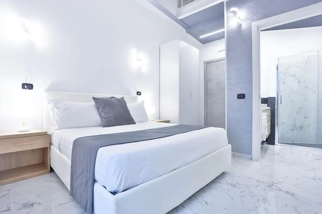 Room, Palazzo Sant'Arcangelo, Naples