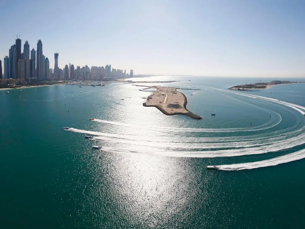 Sports and Entertainment, Fairmont The Palm, Dubai