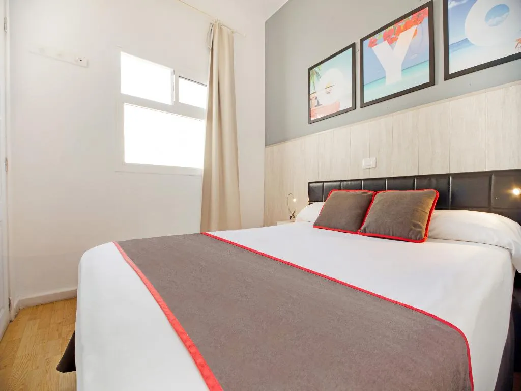 FAMILY ROOM STANDARD Room, OYO Bora Bora The Hotel, Gran Canaria