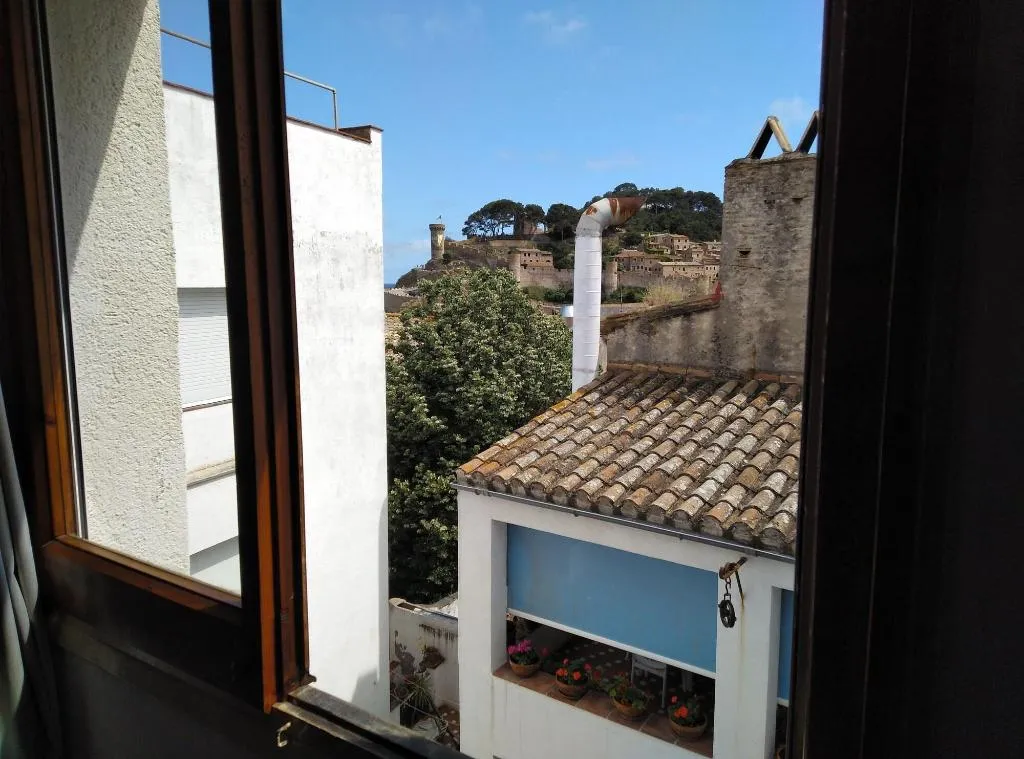 Room, Corisco, Costa Brava