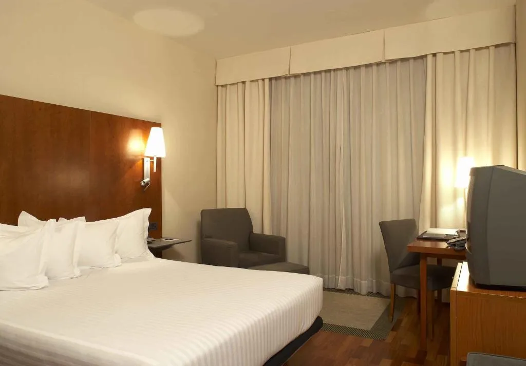 DOUBLE SUPERIOR KING BED Room, AC Madrid Alcalá de Henares, Madrid