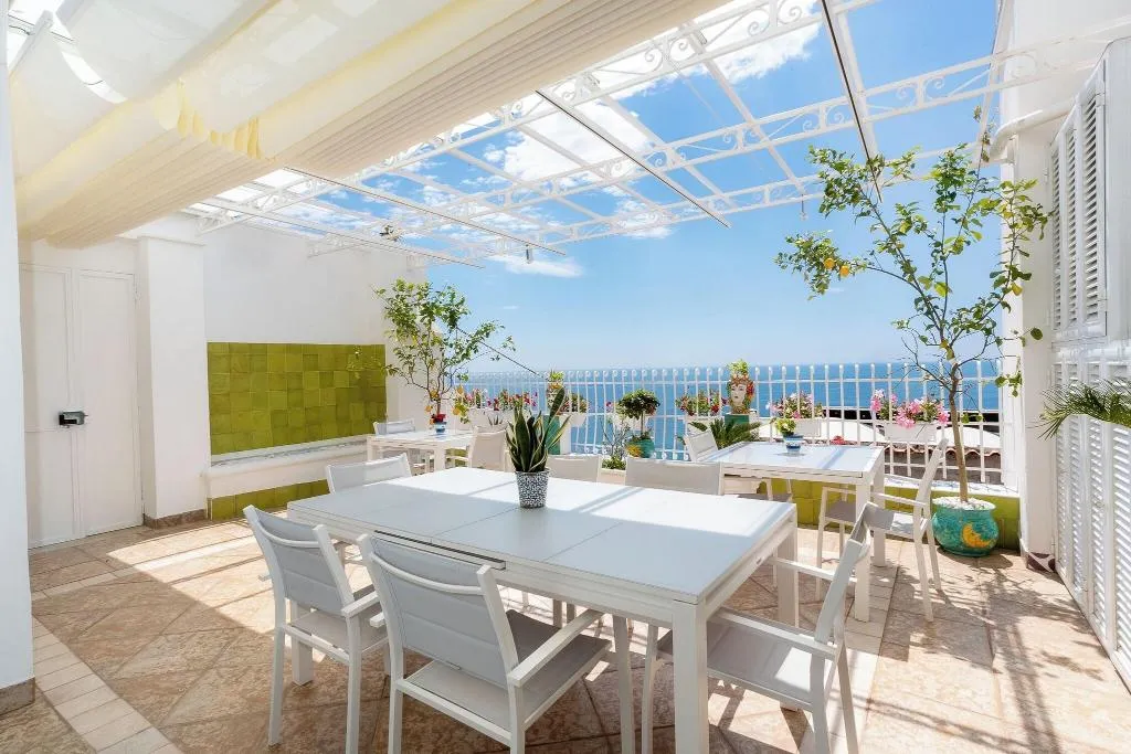 Terrace, B&B Casa Nilde Positano, Naples