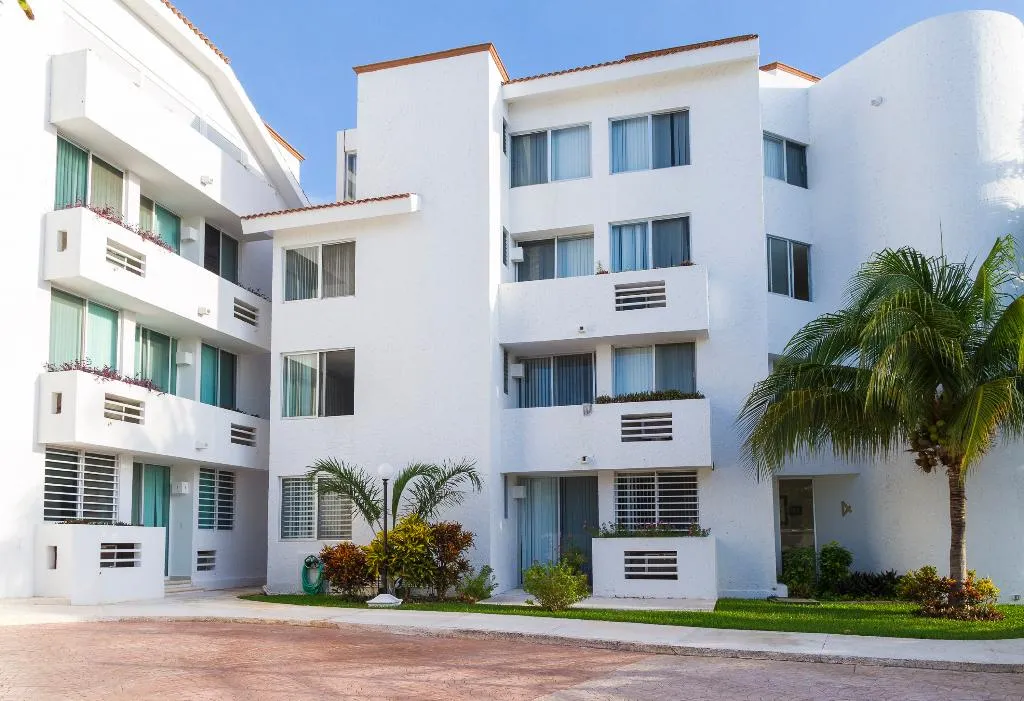 General view, Las Gaviotas Hotel and Suites, Cancun Area
