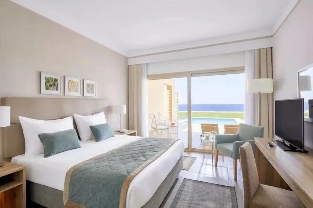 JUNIOR SUITE WITH PRIVATE POOL Room, JAZ Elite Maraya, Red Sea Riviera