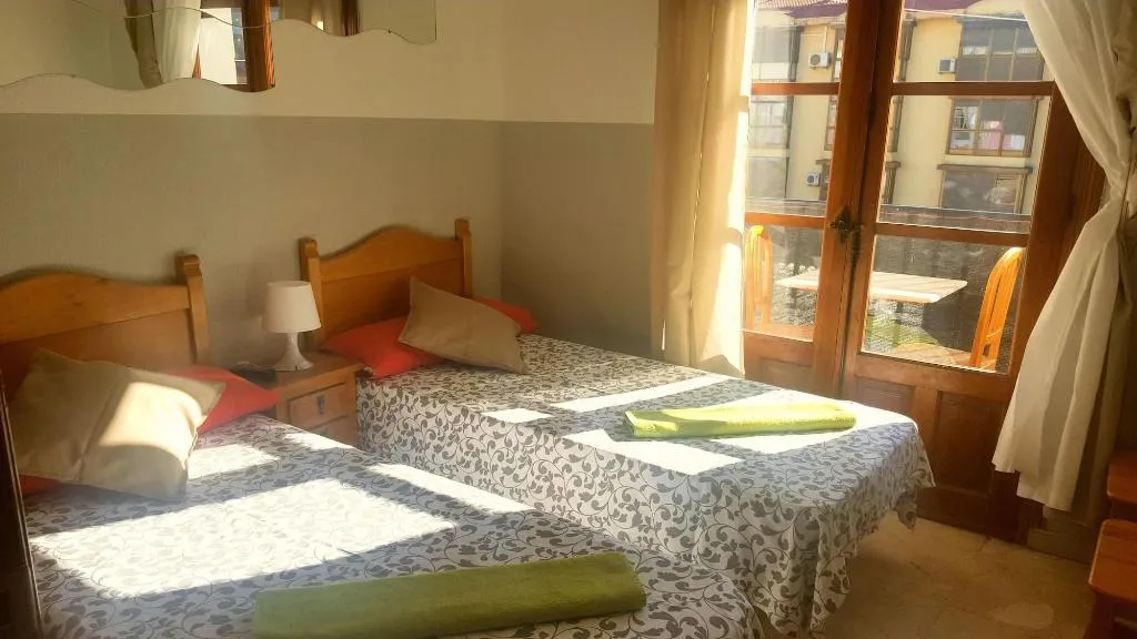 Room, Hostal El Peine, Madrid