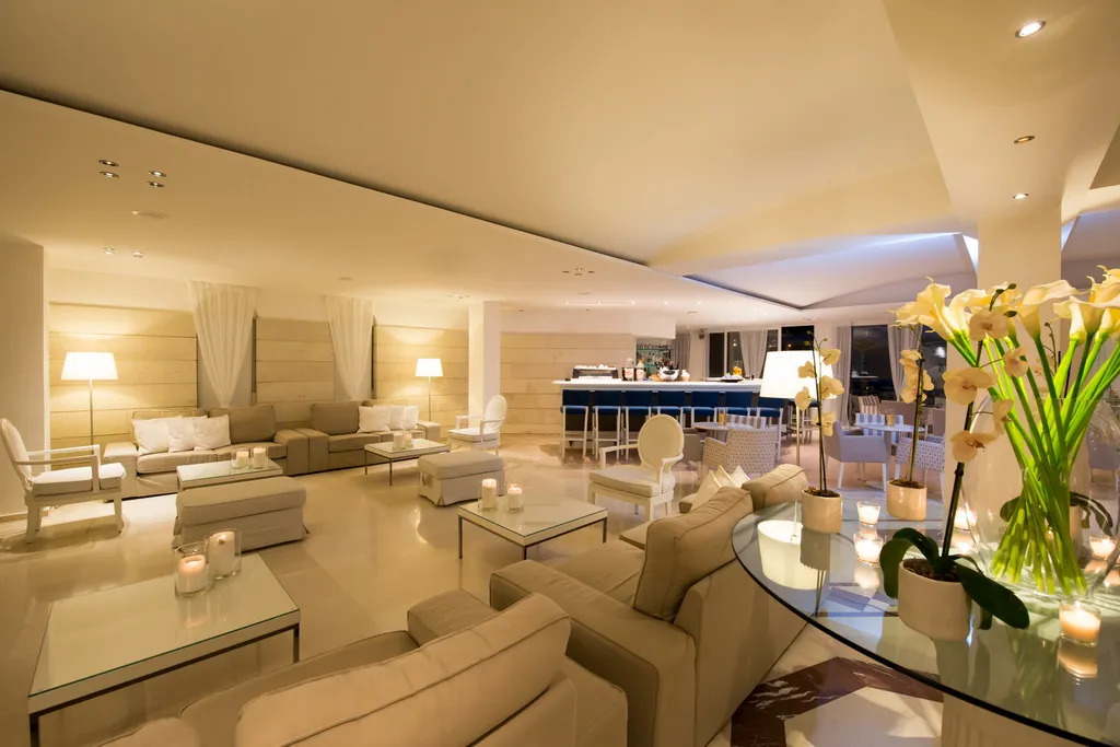 Bar, Knossos Beach Bungalows & Suites, Crete
