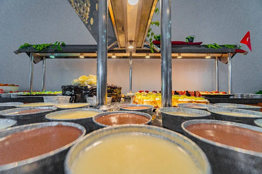 Restaurant, Grand Bahama Beach Hotel, Antalya