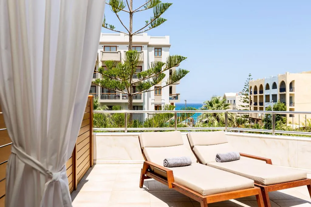 SUITE STANDARD Room, Theartemis Palace, Crete
