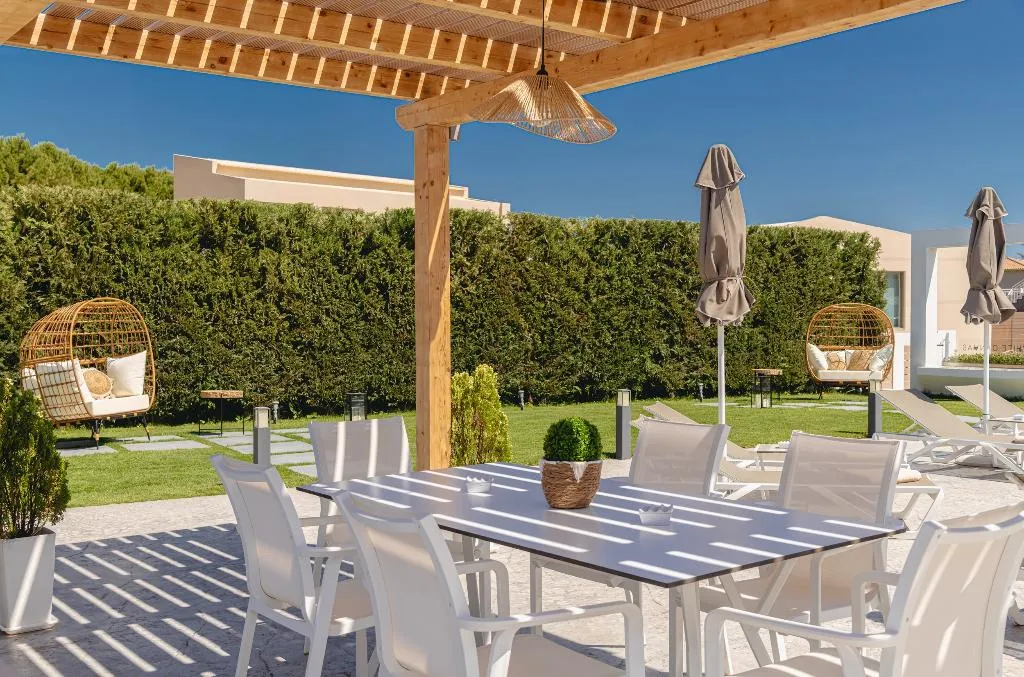 General view, White Canvas Boutique Studios, Zante