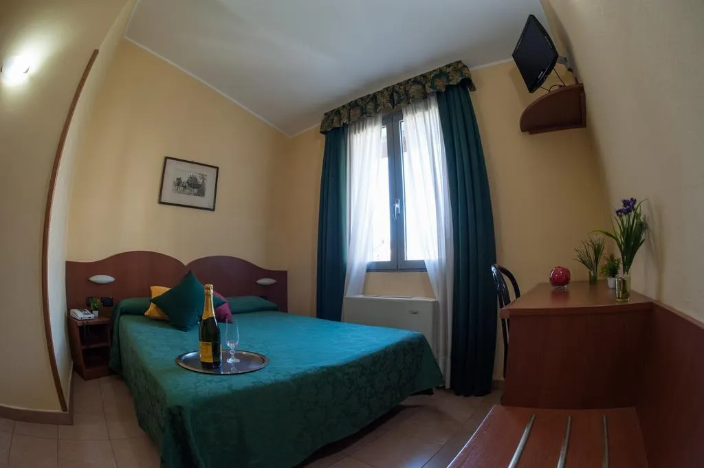 SINGLE STANDARD Room, The Best Hotel, Milan