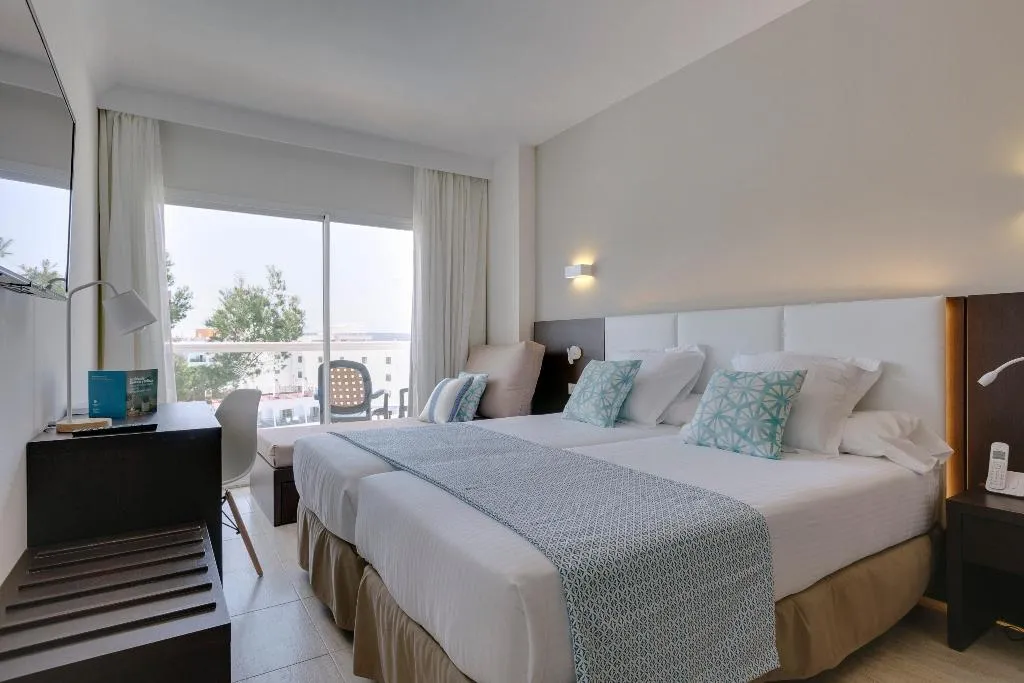 Room, Ilunion Palmanova Mallorca, Majorca