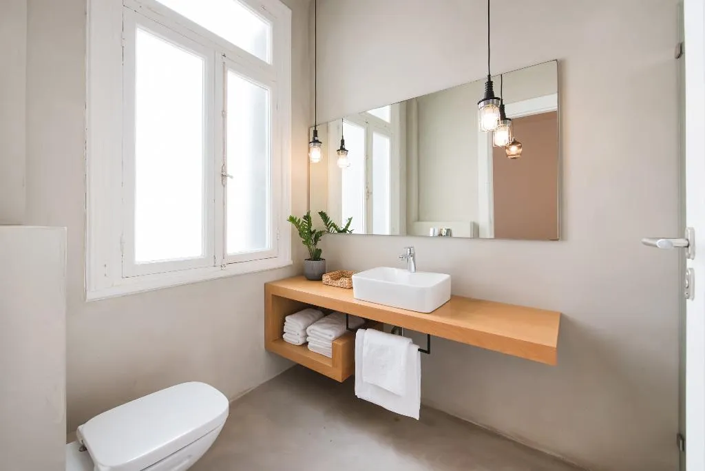 Double or Twin STANDARD Room, MONK Monastiraki Suites, Athens
