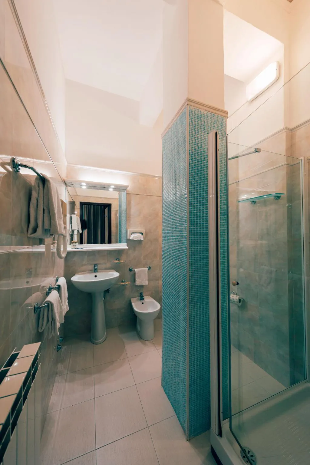 QUADRUPLE CLASSIC Room, San Luca Cortona Hotel, Perugia