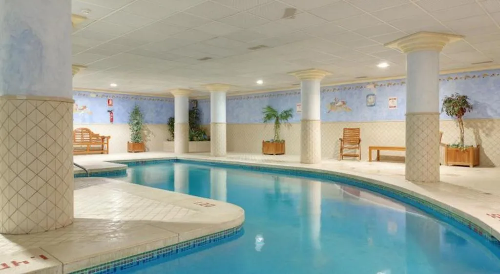 Sports and Entertainment, Muthu Grangefield Oasis Club, Costa Del Sol