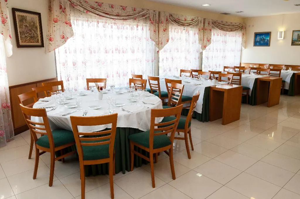Restaurant, Nelas Parc, Porto